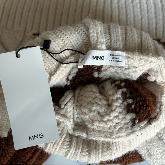 Patchy Braided Cable-Knit Turtleneck Sweater - Picture 9 of 9